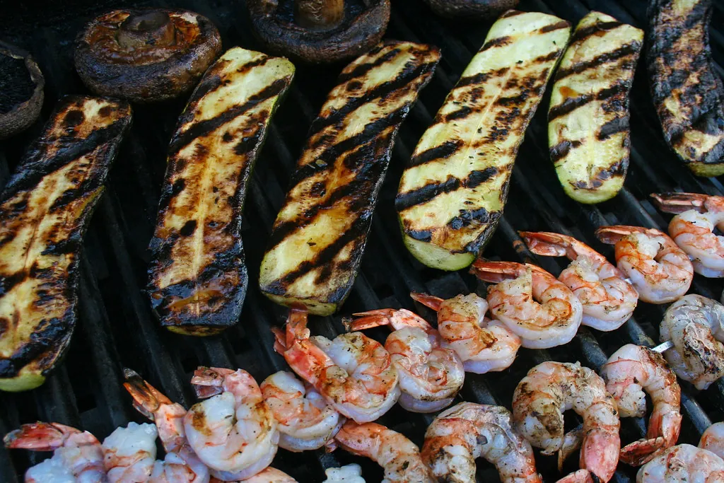Barbacoa para terraza de piso: opciones y normativa